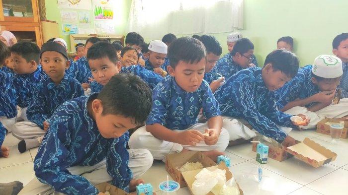 Pemprov Kalsel Menyiapkan 30% Anggaran untuk Program Makan Siang Gratis