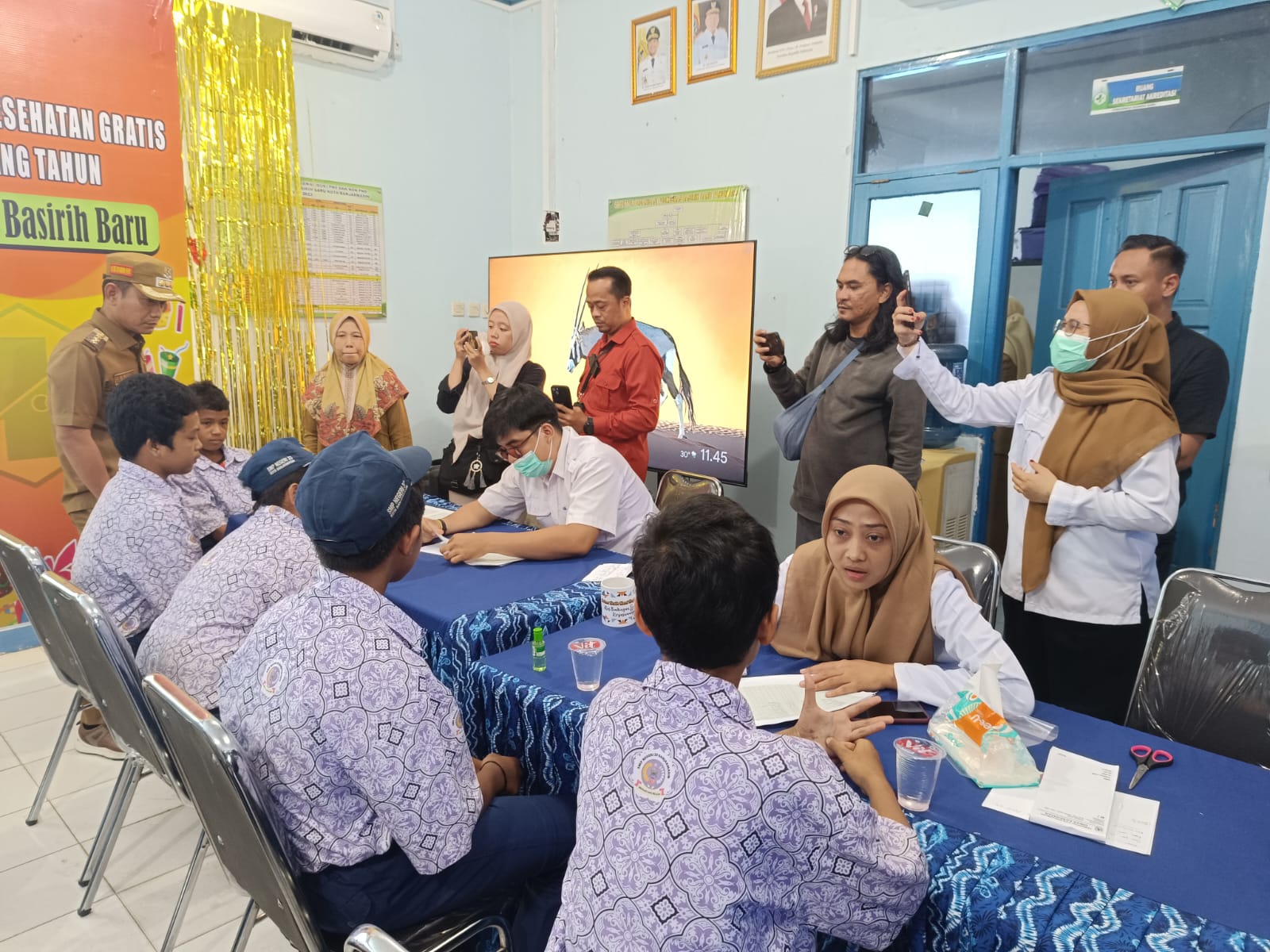 Belum Pasti Akibat MBG, Puluhan Siswa SMPN 33 Banjarmasin Alami Mual