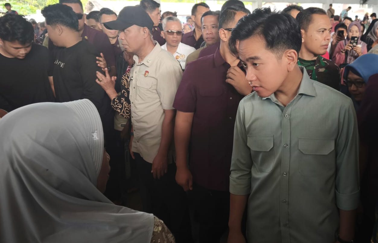Antusiasme Pedagang Pasar Tabalong Sambut Kunjungan Wapres Gibran, Harapan Baru untuk Ekonomi Lokal