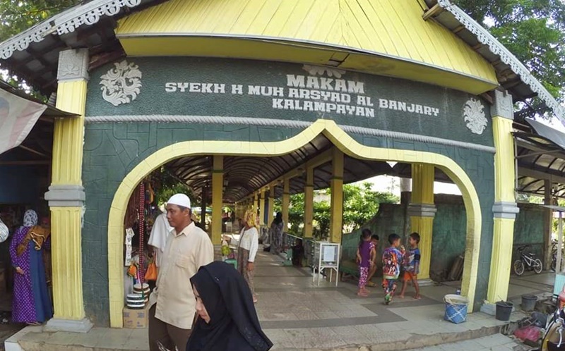 Laporkan! Apabila Peziarah Datu Kelampayan Dipaksa Memberi Sumbangan