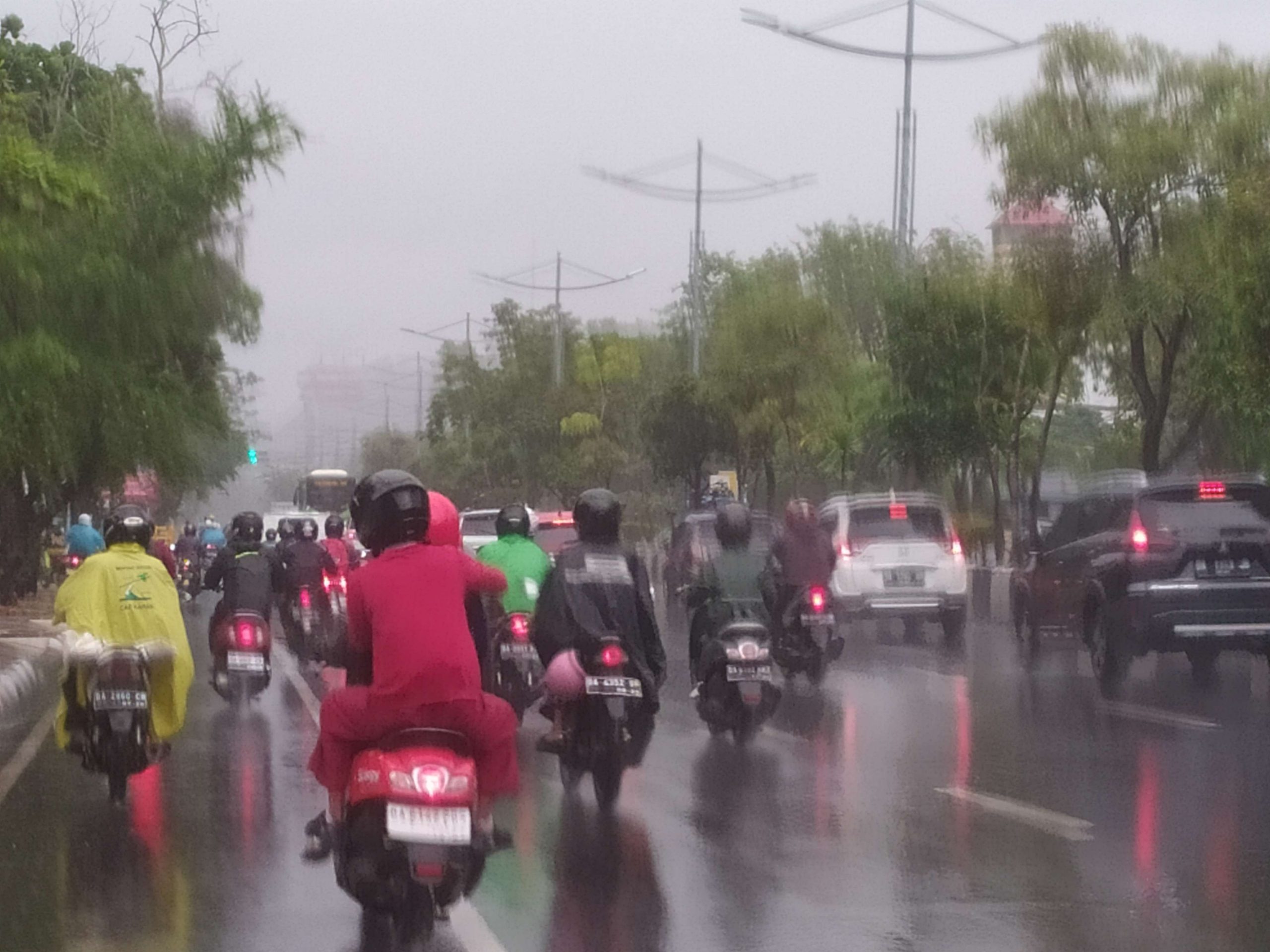 Hujan Buatan Mulai Turun di Kalsel, Diklaim Hasil Operasi Modifikasi Cuaca