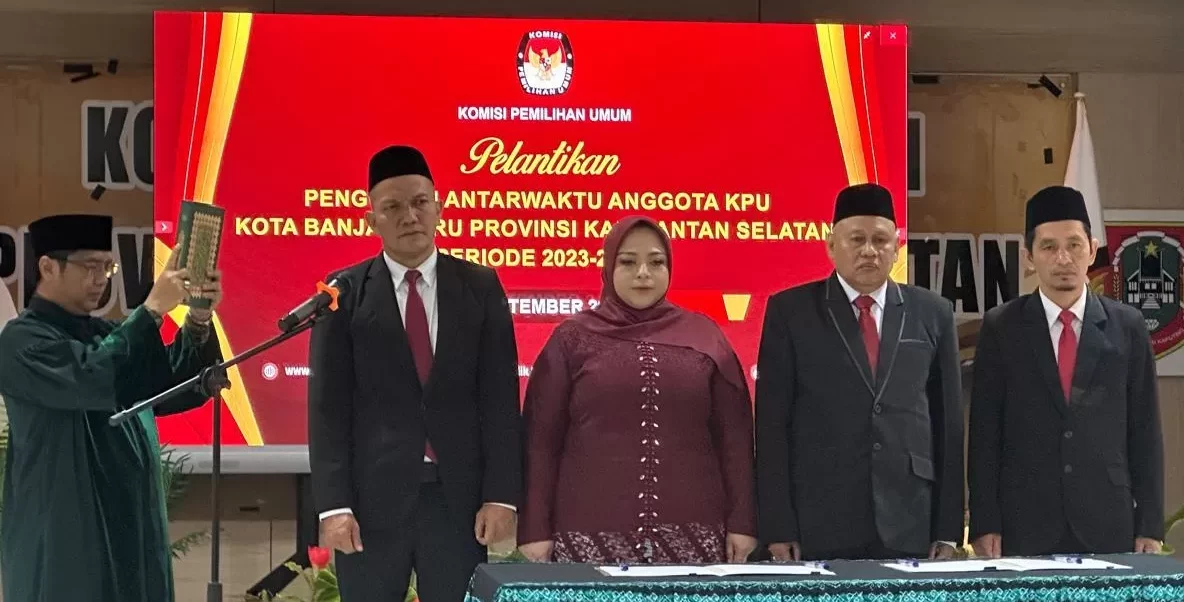 Kursi Komisioner KPU Banjarbaru Terisi, Empat Wajah Baru Dilantik
