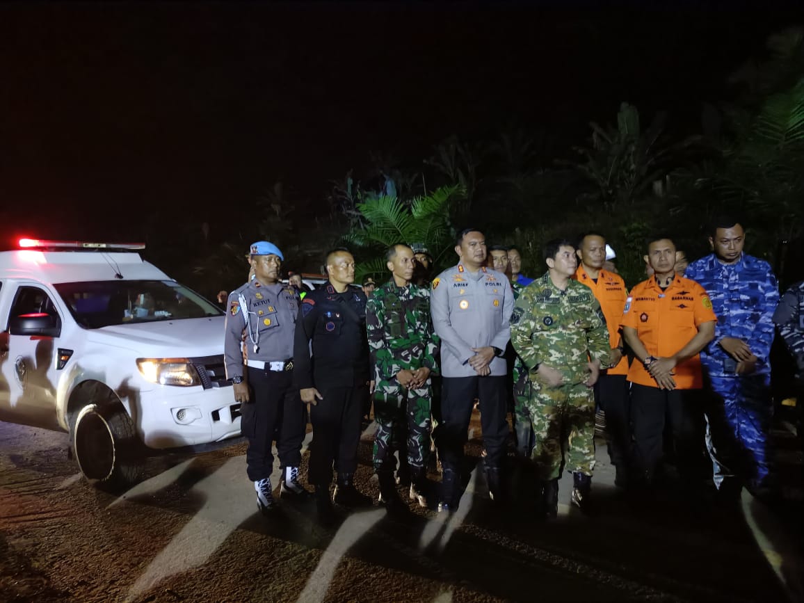 Helikopter BK117 D3 Jatuh di Kalsel: 8 Korban Tewas, Sinyal SMS dan Black Box Jadi Kunci Penyelidikan
