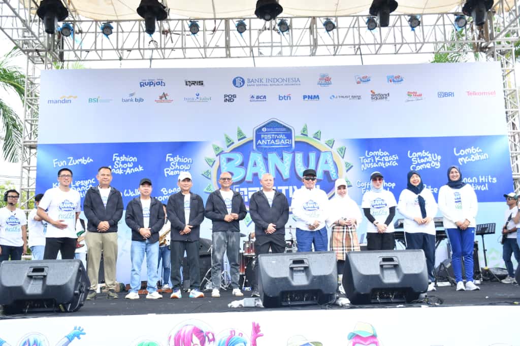 Gubernur Kalsel Ajak Masyarakat Melek Digital Melalui Banua QRIStival